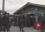 Standbild Sicherheit Polizei Männer Vietnam, 1968, aus Sekunde 18 historischem Filmmaterial Videoclip 65675061439