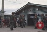Standbild Sicherheit Polizei Männer Vietnam, 1968, aus Sekunde 29 historischem Filmmaterial Videoclip 65675061439