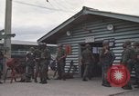 Standbild Sicherheit Polizei Männer Vietnam, 1968, aus Sekunde 32 historischem Filmmaterial Videoclip 65675061439