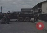 Image la sécurité policiers hommes Vietnam, 1968, de la seconde 46 séquences d'archives historiques vidéo 65675061441