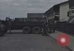 Image la sécurité policiers hommes Vietnam, 1968, de la seconde 52 séquences d'archives historiques vidéo 65675061441