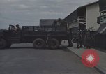 Image la sécurité policiers hommes Vietnam, 1968, de la seconde 60 séquences d'archives historiques vidéo 65675061441