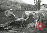 Standbild 5 Heer gun Crew Cassino Italien, 1944, aus Sekunde 44 historischem Filmmaterial Videoclip 65675061462