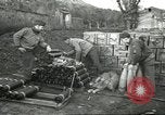 Standbild 5 Heer gun Crew Cassino Italien, 1944, aus Sekunde 52 historischem Filmmaterial Videoclip 65675061462