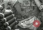 Standbild 5 Heer gun Crew Cassino Italien, 1944, aus Sekunde 62 historischem Filmmaterial Videoclip 65675061462