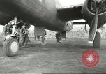 Standbild B-25 Mitchell Bomber Cassino Italien, 1944, aus Sekunde 28 historischem Filmmaterial Videoclip 65675061466
