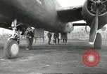Standbild B-25 Mitchell Bomber Cassino Italien, 1944, aus Sekunde 32 historischem Filmmaterial Videoclip 65675061466