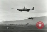 Standbild B-25 Mitchell Bomber Cassino Italien, 1944, aus Sekunde 10 historischem Filmmaterial Videoclip 65675061467