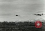 Standbild B-25 Mitchell Bomber Cassino Italien, 1944, aus Sekunde 27 historischem Filmmaterial Videoclip 65675061467