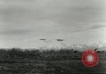 Standbild B-25 Mitchell Bomber Cassino Italien, 1944, aus Sekunde 31 historischem Filmmaterial Videoclip 65675061467