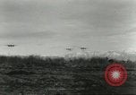 Standbild B-25 Mitchell Bomber Cassino Italien, 1944, aus Sekunde 34 historischem Filmmaterial Videoclip 65675061467