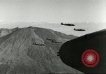 Standbild B-25 Mitchell Bomber Cassino Italien, 1944, aus Sekunde 3 historischem Filmmaterial Videoclip 65675061468