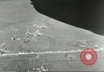 Standbild B-25 Mitchell Bomber Cassino Italien, 1944, aus Sekunde 9 historischem Filmmaterial Videoclip 65675061468