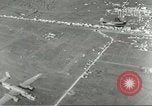 Standbild B-25 Mitchell Bomber Cassino Italien, 1944, aus Sekunde 26 historischem Filmmaterial Videoclip 65675061468