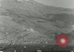 Standbild B-25 Mitchell Bomber Cassino Italien, 1944, aus Sekunde 61 historischem Filmmaterial Videoclip 65675061468