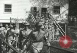 Standbild Women's Army Corps Fort Oglethorpe Georgia USA, 1941, aus Sekunde 3 historischem Filmmaterial Videoclip 65675061469
