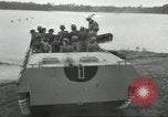 Image lady marines United States USA, 1942, de la seconde 31 séquences d'archives historiques vidéo 65675061479