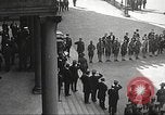 Standbild Trauerzug von John Mitchel New York City USA, 1918, aus Sekunde 9 historischem Filmmaterial Videoclip 65675061484