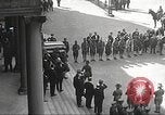 Standbild Trauerzug von John Mitchel New York City USA, 1918, aus Sekunde 13 historischem Filmmaterial Videoclip 65675061484
