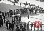 Standbild Trauerzug von John Mitchel New York City USA, 1918, aus Sekunde 24 historischem Filmmaterial Videoclip 65675061484