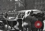 Standbild Trauerzug von John Mitchel New York City USA, 1918, aus Sekunde 43 historischem Filmmaterial Videoclip 65675061484