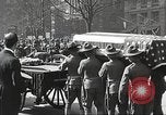 Standbild Trauerzug von John Mitchel New York City USA, 1918, aus Sekunde 46 historischem Filmmaterial Videoclip 65675061484
