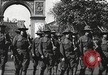 Standbild John Mitchel der Trauerzug New York City USA, 1918, aus Sekunde 11 historischem Filmmaterial Videoclip 65675061485