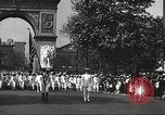 Standbild John Mitchel der Trauerzug New York City USA, 1918, aus Sekunde 15 historischem Filmmaterial Videoclip 65675061485