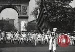 Standbild John Mitchel der Trauerzug New York City USA, 1918, aus Sekunde 21 historischem Filmmaterial Videoclip 65675061485