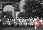 Standbild John Mitchel der Trauerzug New York City USA, 1918, aus Sekunde 25 historischem Filmmaterial Videoclip 65675061485