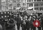Standbild John Mitchel der Trauerzug New York City USA, 1918, aus Sekunde 45 historischem Filmmaterial Videoclip 65675061486