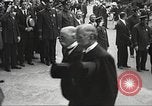 Standbild John Mitchel der Trauerzug New York City USA, 1918, aus Sekunde 55 historischem Filmmaterial Videoclip 65675061486