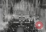 Standbild John Mitchel der Trauerzug New York City USA, 1918, aus Sekunde 57 historischem Filmmaterial Videoclip 65675061486
