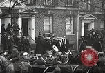 Immagine di Il corteo funebre di William Gorgas Washington DC USA, 1920, secondo 42 filmato di repertorio 65675061489