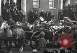 Immagine di Il corteo funebre di William Gorgas Washington DC USA, 1920, secondo 56 filmato di repertorio 65675061489