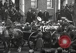Immagine di Il corteo funebre di William Gorgas Washington DC USA, 1920, secondo 59 filmato di repertorio 65675061489