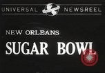 Standbild College Football Spiel New Orleans Louisiana USA, 1944, aus Sekunde 1 historischem Filmmaterial Videoclip 65675061499