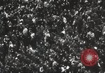 Standbild College Football Spiel New Orleans Louisiana USA, 1944, aus Sekunde 25 historischem Filmmaterial Videoclip 65675061499