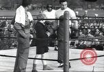 Immagine di Joe Louis United States USA, 1943, secondo 61 filmato di repertorio 65675061504
