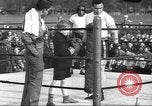 Immagine di Joe Louis United States USA, 1943, secondo 62 filmato di repertorio 65675061504