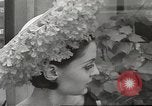 Immagine di Sfilata di moda Parigi Francia, 1967, secondo 42 filmato di repertorio 65675061511