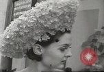 Immagine di Sfilata di moda Parigi Francia, 1967, secondo 43 filmato di repertorio 65675061511