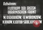Standbild KZ-Häftlinge Polen, 1945, aus Sekunde 26 historischem Filmmaterial Videoclip 65675061514