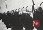 Standbild KZ-Häftlinge Polen, 1945, aus Sekunde 50 historischem Filmmaterial Videoclip 65675061514