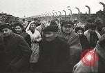 Standbild KZ-Häftlinge Polen, 1945, aus Sekunde 61 historischem Filmmaterial Videoclip 65675061514