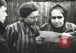 Standbild Gefangenen Polen, 1945, aus Sekunde 18 historischem Filmmaterial Videoclip 65675061517