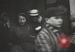 Standbild Gefangenen Polen, 1945, aus Sekunde 22 historischem Filmmaterial Videoclip 65675061517