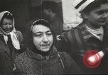 Standbild Gefangenen Polen, 1945, aus Sekunde 24 historischem Filmmaterial Videoclip 65675061517