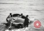 Immagine di I pescatori australiano Queensland Australia, 1944, secondo 23 filmato di repertorio 65675061530