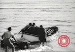 Immagine di I pescatori australiano Queensland Australia, 1944, secondo 24 filmato di repertorio 65675061530